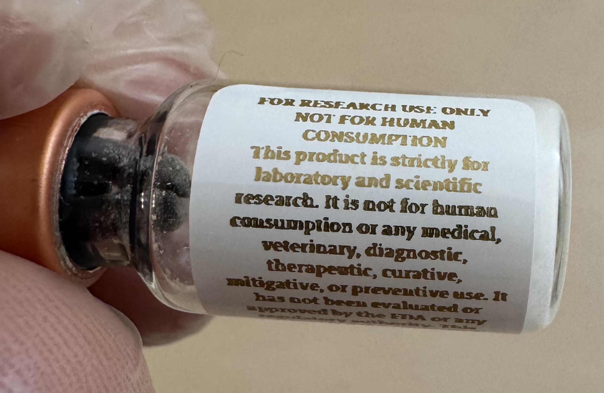 Lyophilized Retatrutide (GIP/GLP-1/glucagon) 15mg powder cake inside the sealed vial